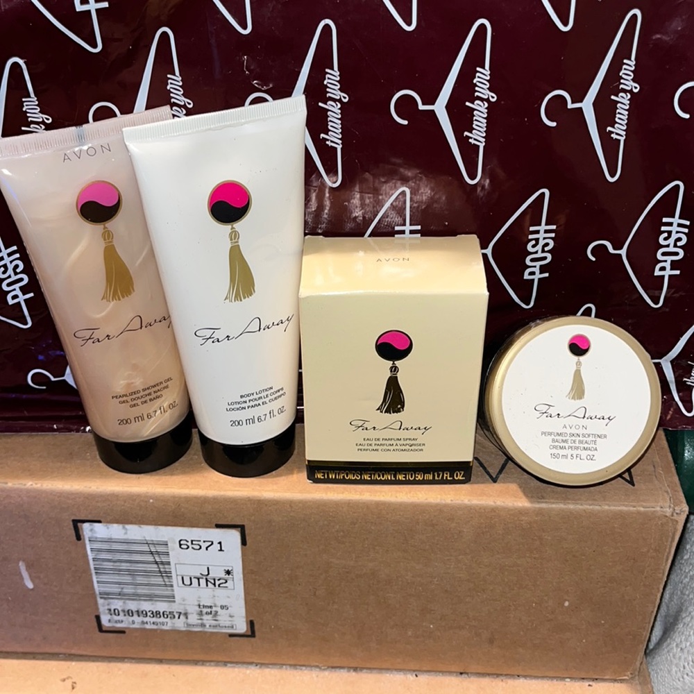 Avon Faraway Gift Set